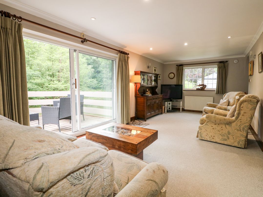 Miswells Cottages - Lake View