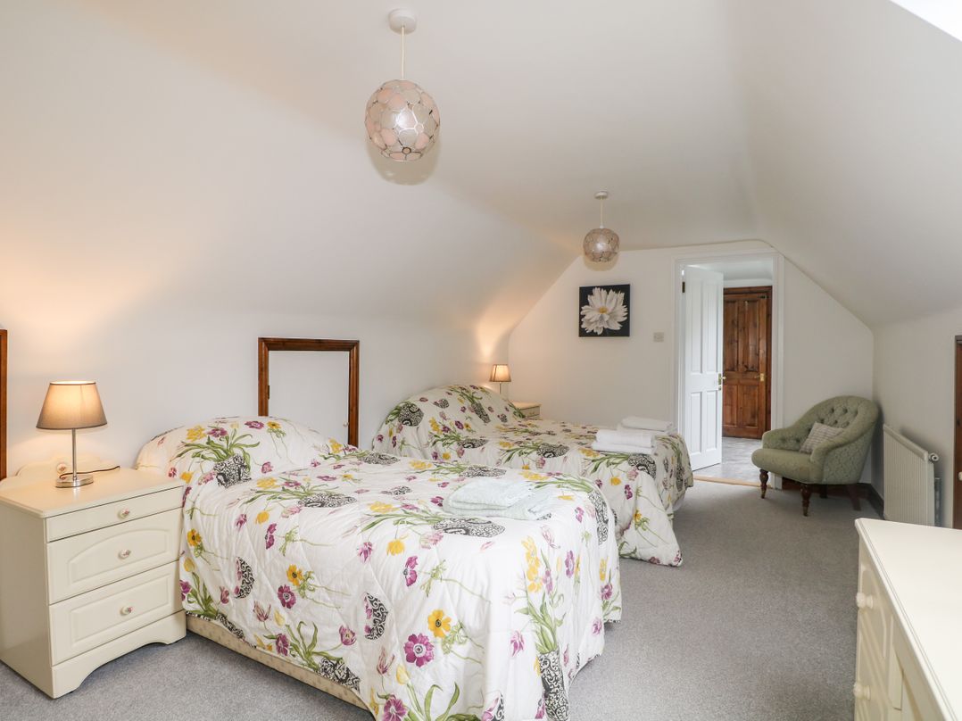 Miswells Cottages - Lake View