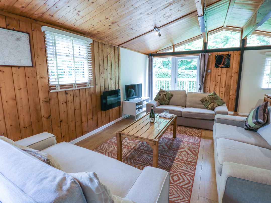 Ash Lodge