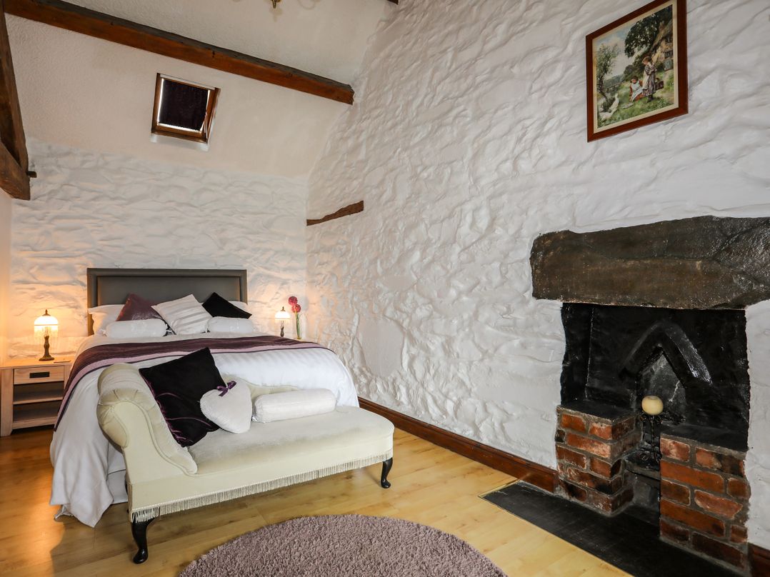 Hendy Cottage