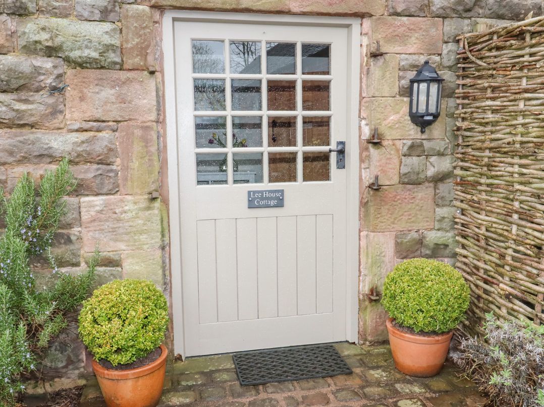 Lee House Cottage