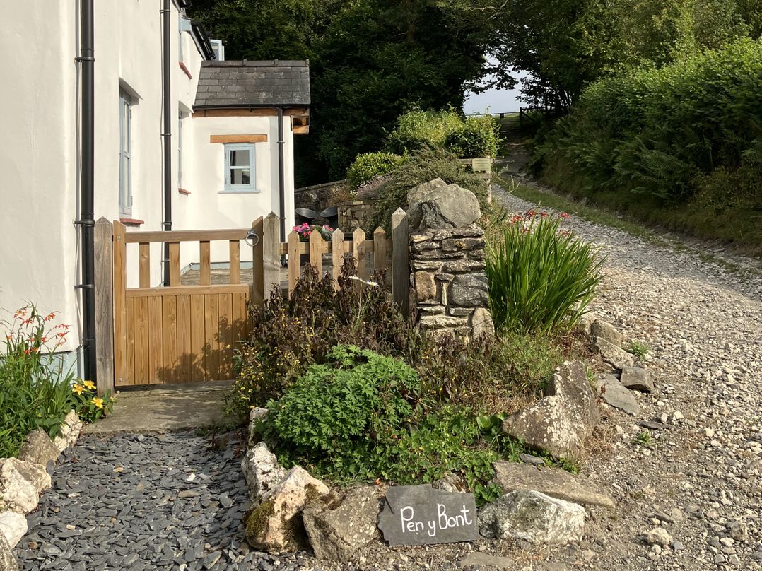 Pen Y Bont