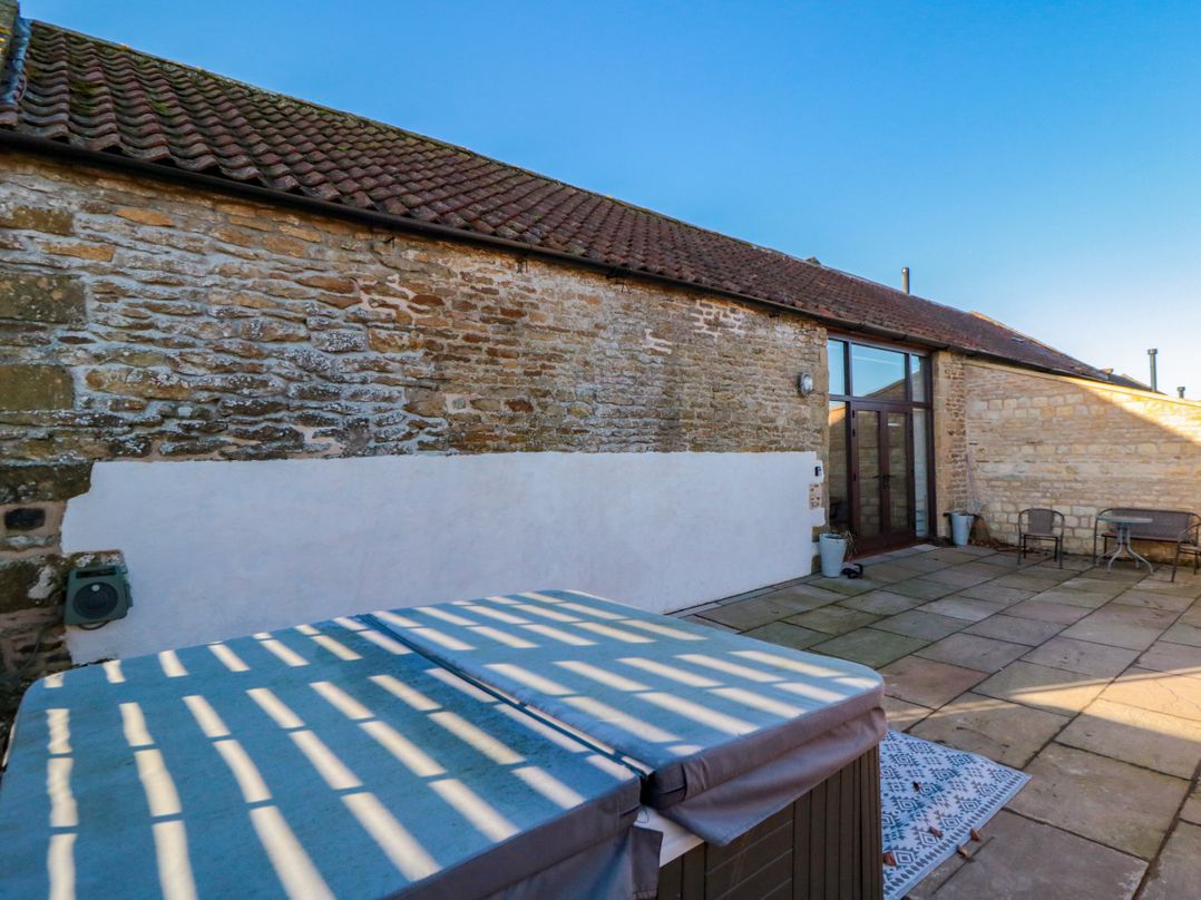 Dog friendly cottage in Scarborough, North Yorkshire - Sleeps 4