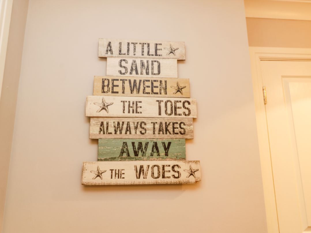 Anchors Down in Whitby, North Yorkshire Cottages & Lodges