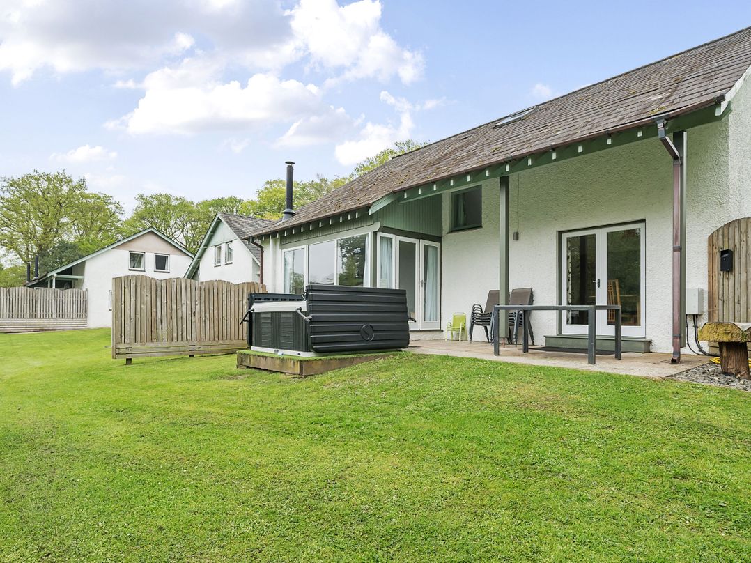 Elm - Woodland Cottages