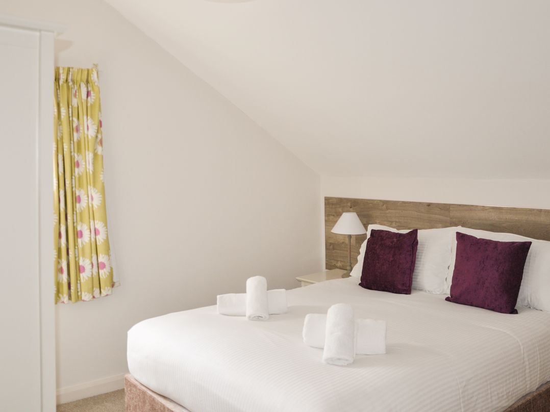 Maple Woodland Cottages in Windermere, Cumbria Cottages & Lodges