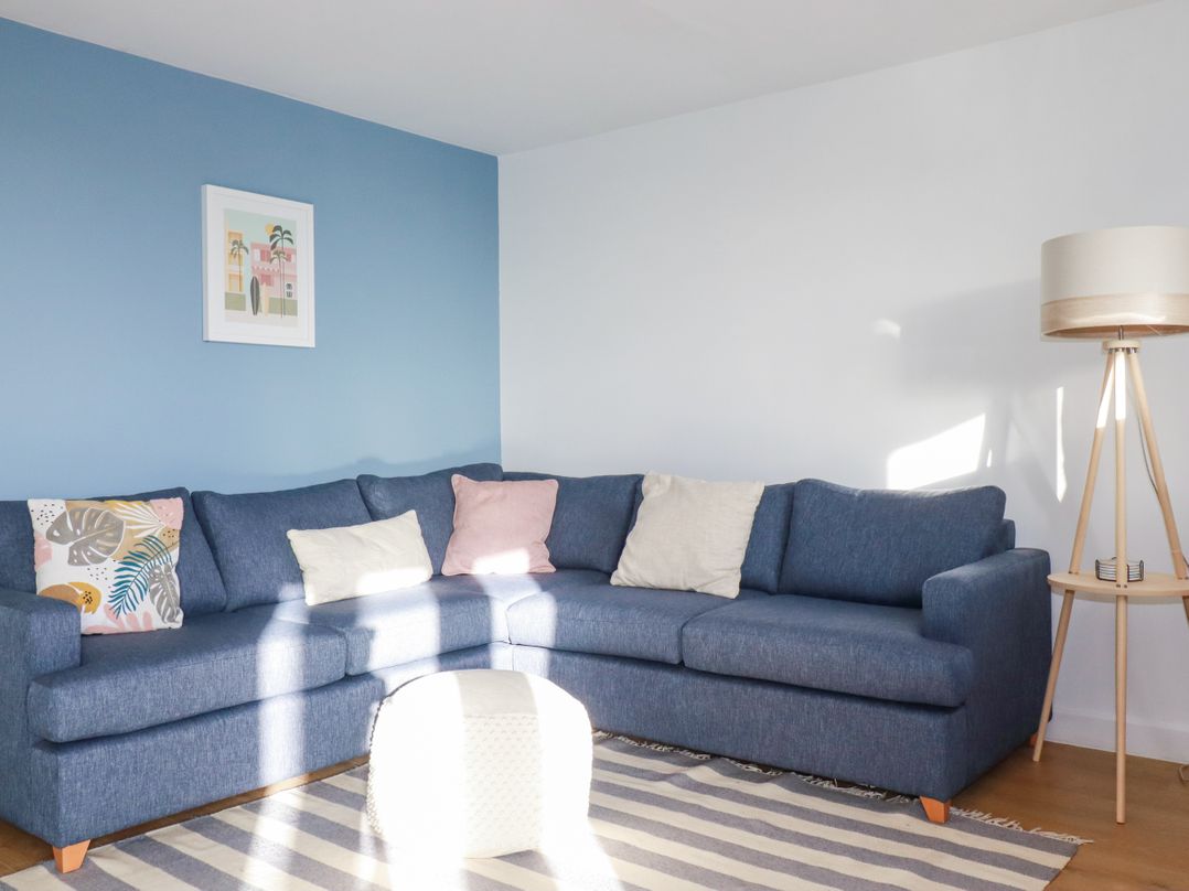 Apartment 6