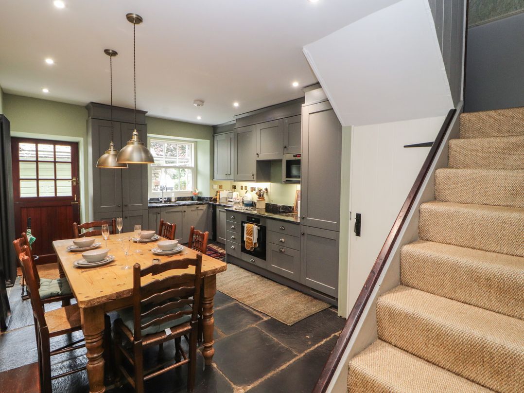 1 Field Foot Cottage