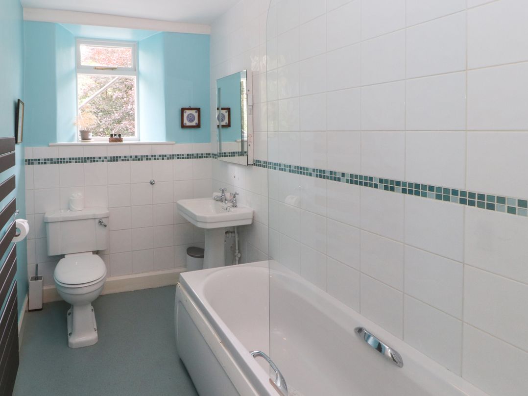 1 Field Foot Cottage