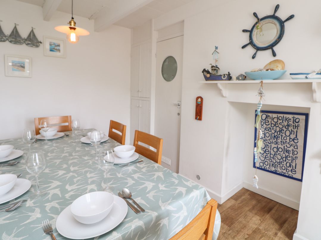 Kerbenetty (Harbour Cottage)