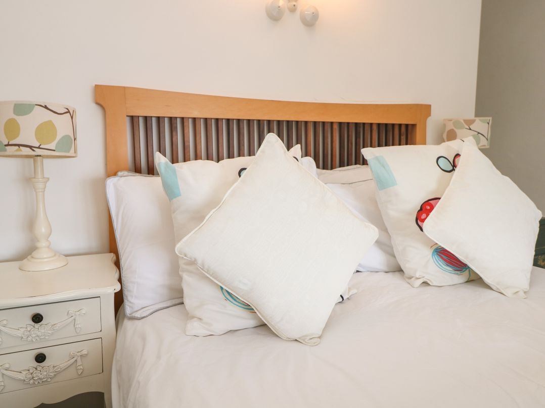 Kerbenetty (Harbour Cottage)