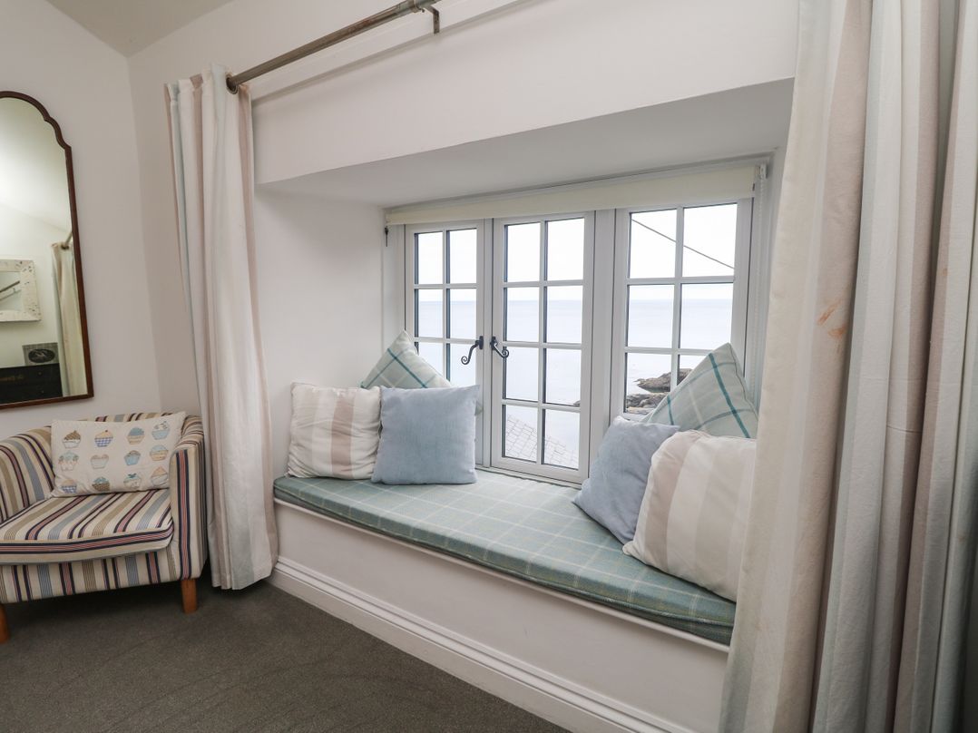 Kerbenetty (Harbour Cottage)