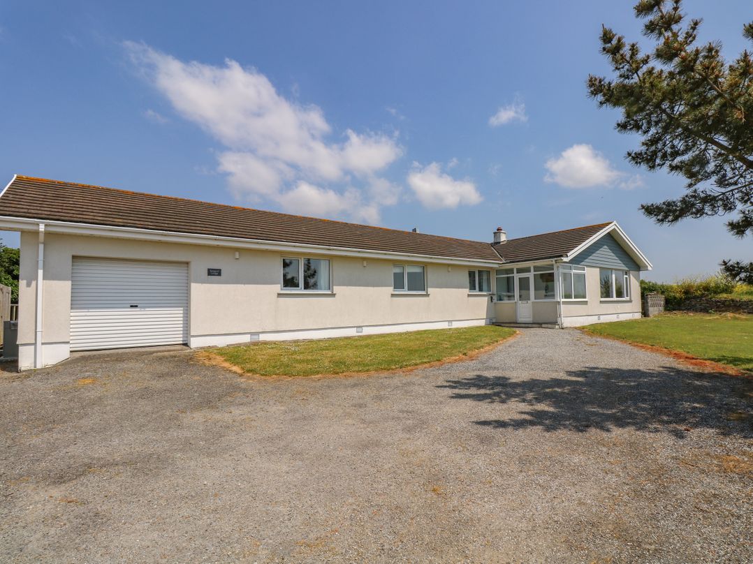 Seaport Lodge