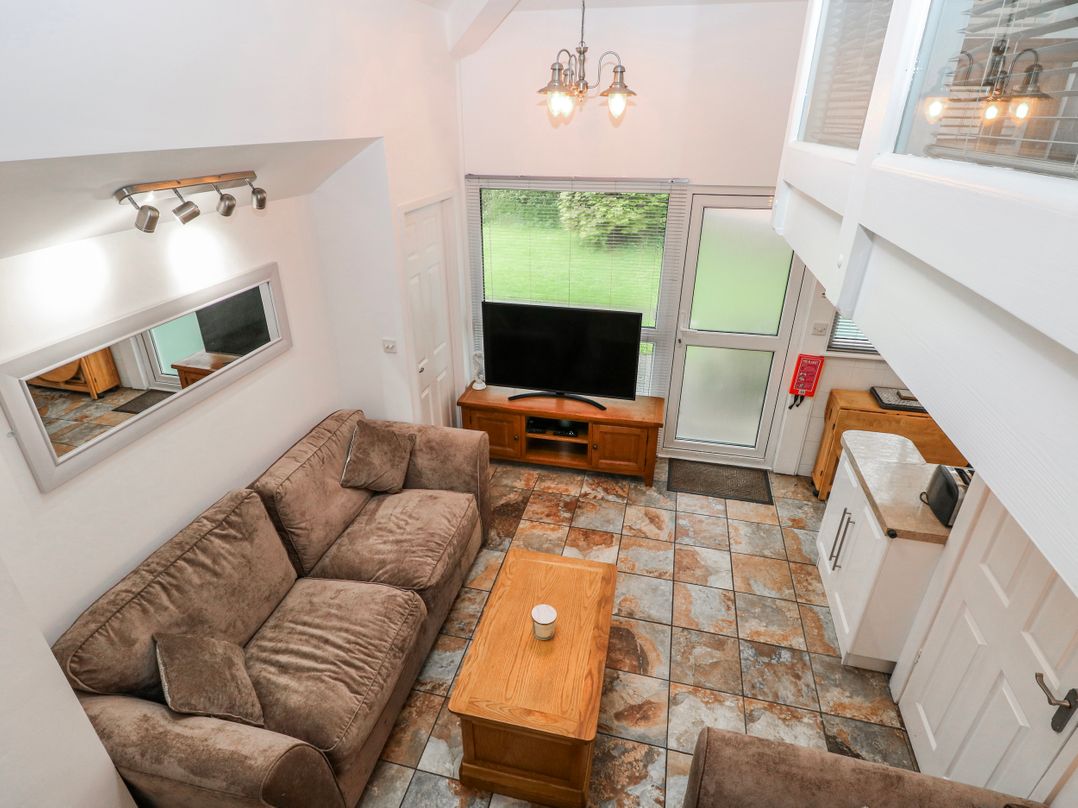 Trelessy Lodge