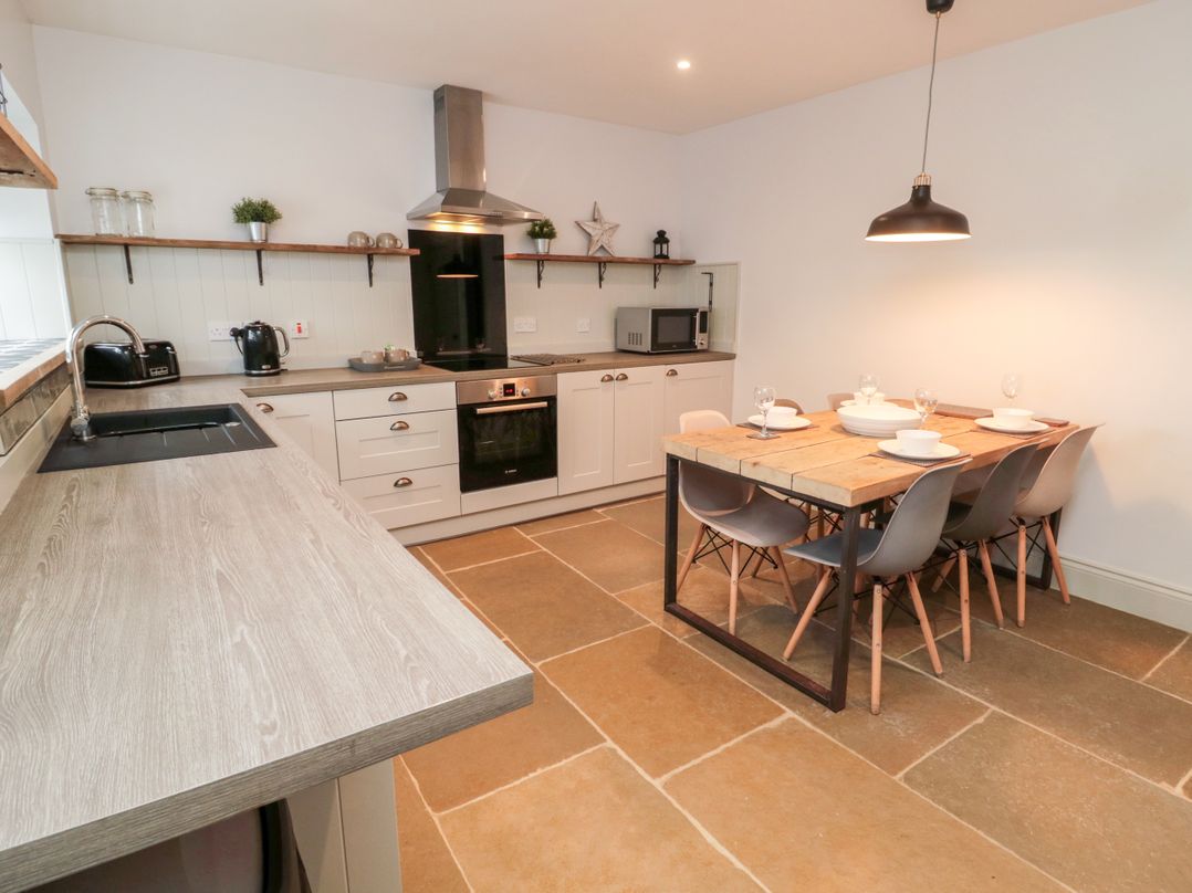 Canny Cottage