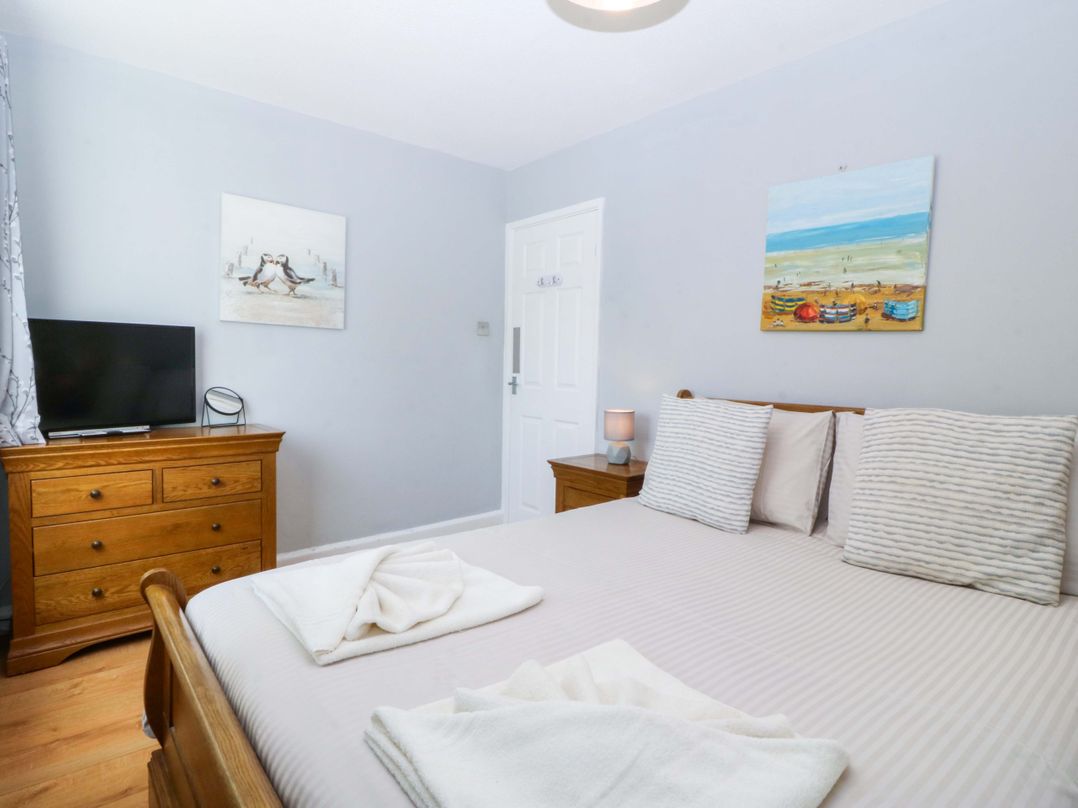 Beach House (Ty Traeth)
