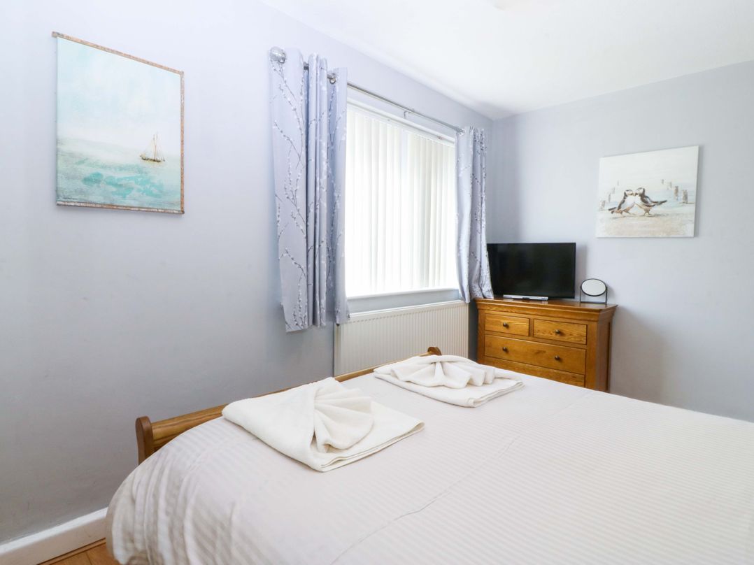 Beach House (Ty Traeth)