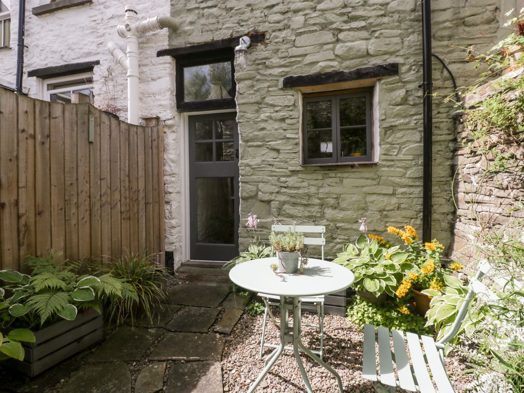 7 Bell Street