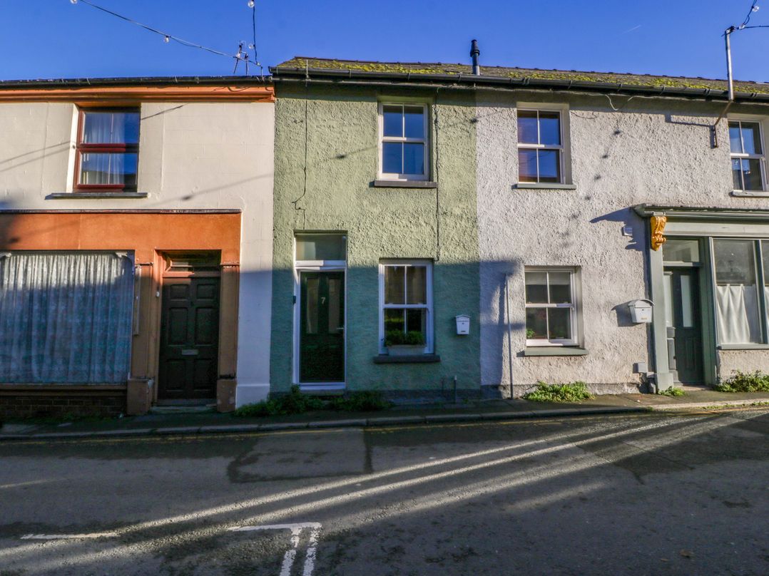 7 Bell Street