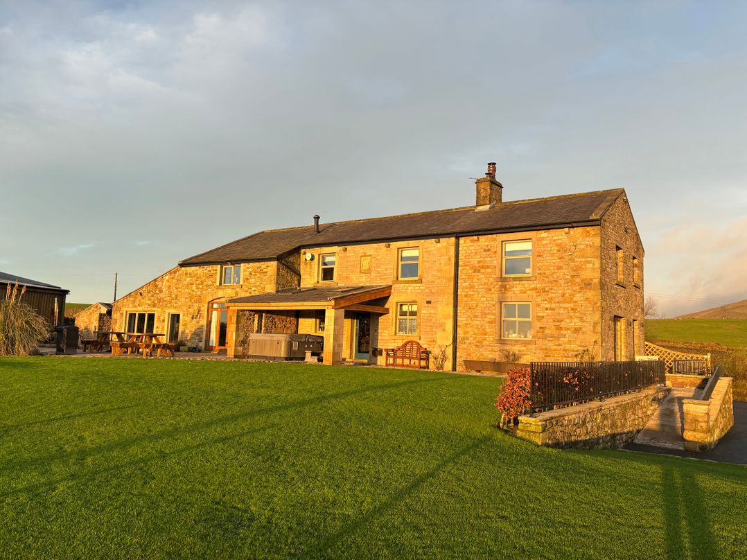 Cuthbert Hill Farm