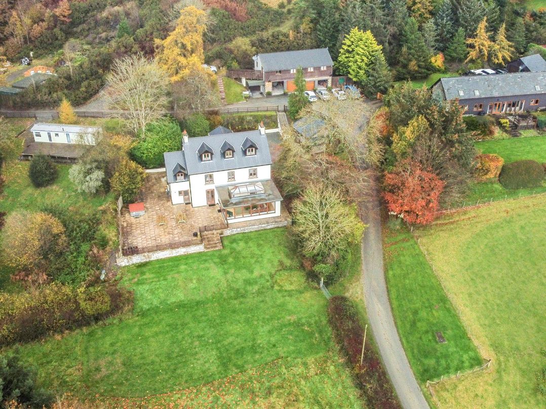 Oakwood House
