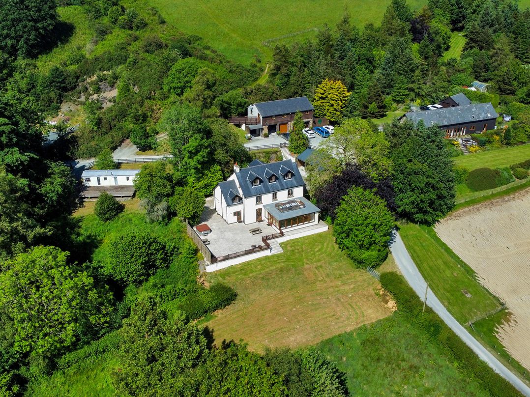 Oakwood House