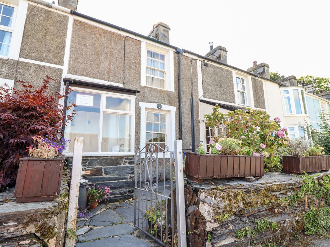 Pump Cottage, 8 Glyn Terrace