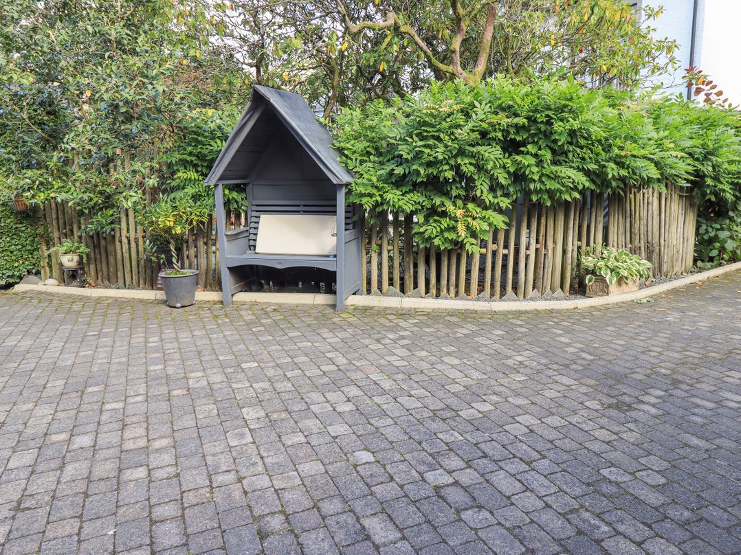 Stonegarth Mews