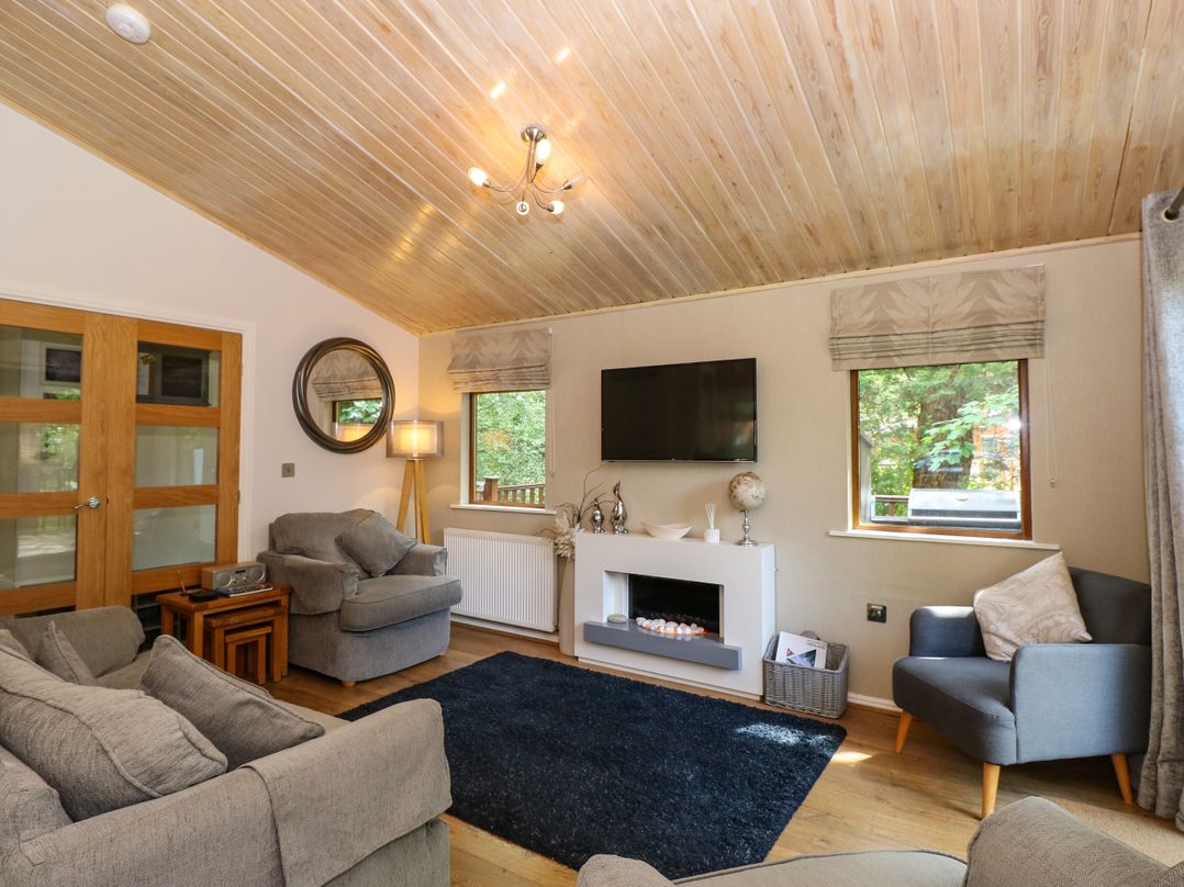 Footprints Lodge