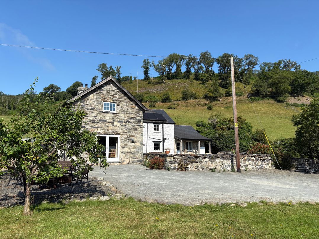 A house with garden and trees at Peniarth Ganol in Tywyn