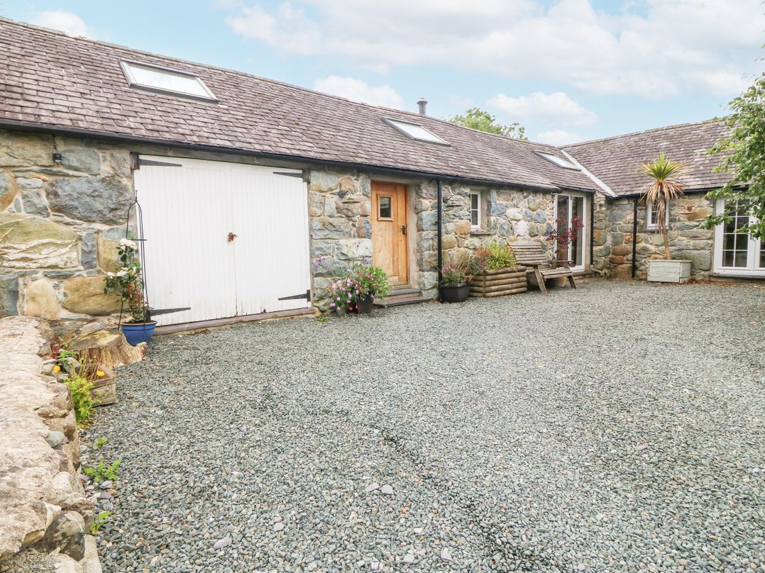 Holiday cottage, Groeslon (Beudy'r Wennol)