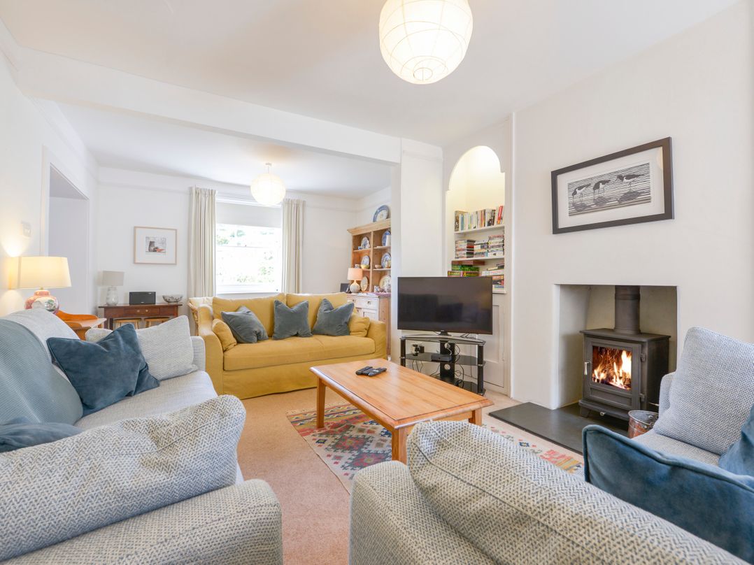 4 Coastguards Cottage