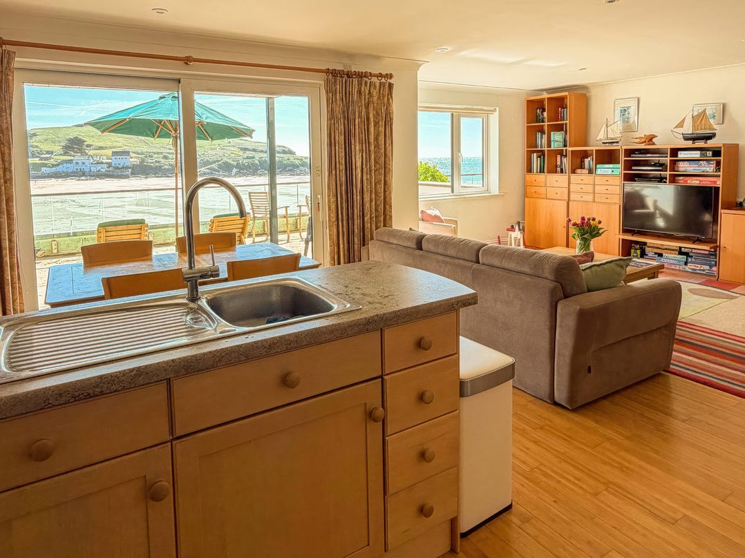 5 Burgh Island Causeway