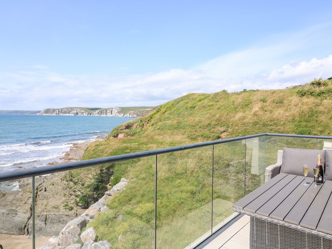 27 Burgh Island Causeway