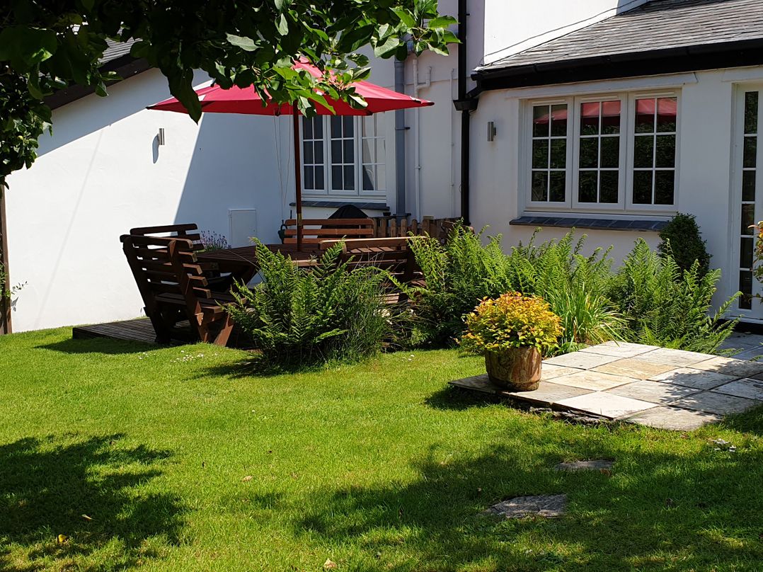 Orchard Lodge