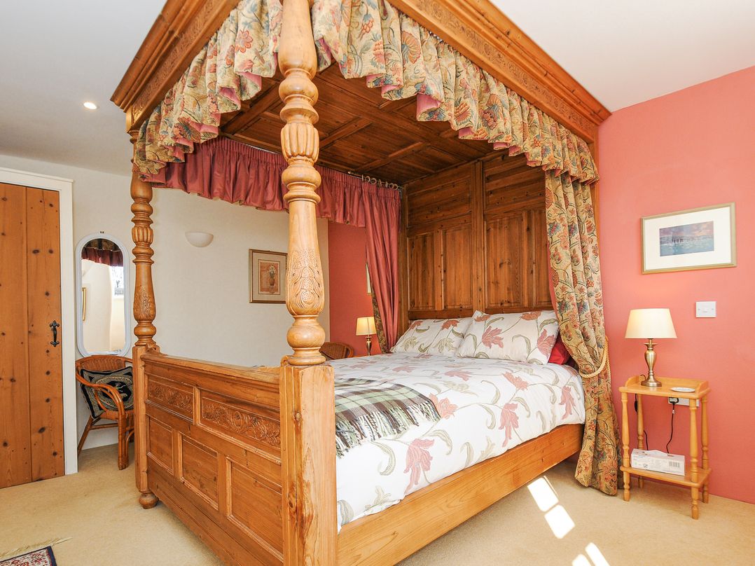 Grooms Cottage