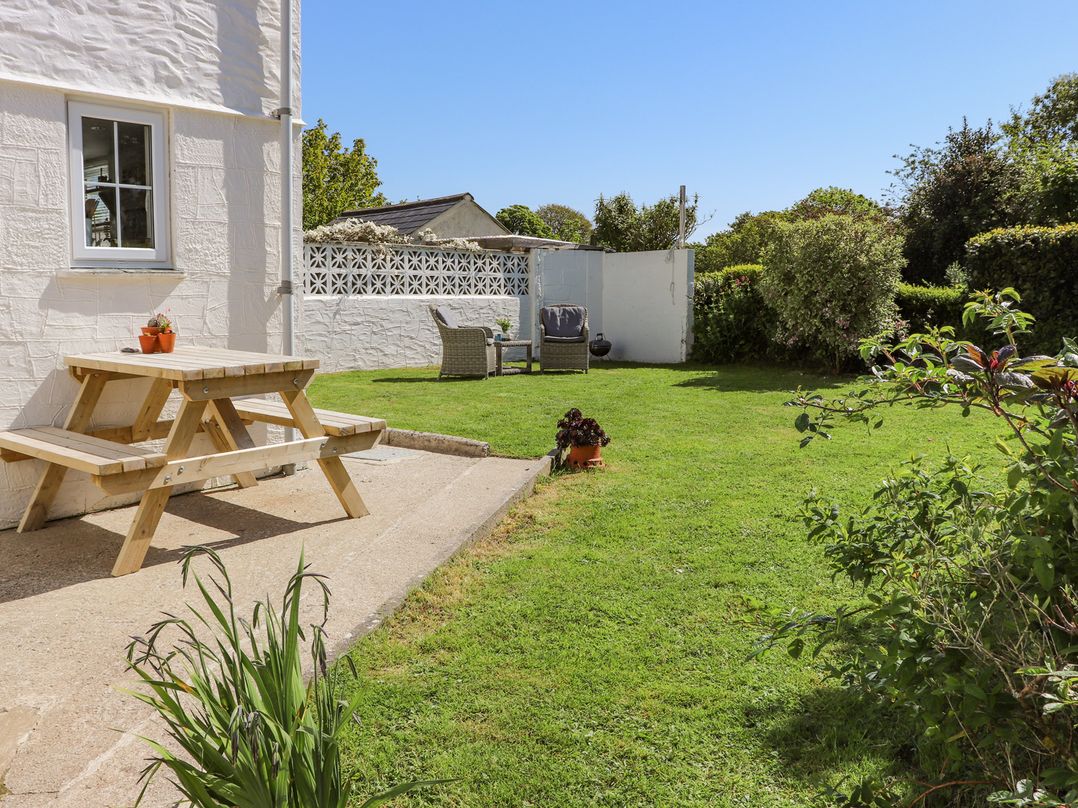 2 Trerise Cottage