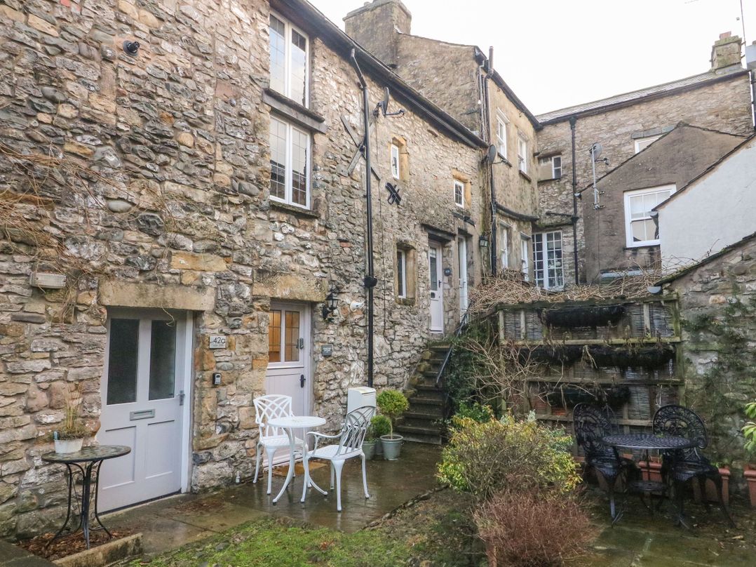 Courtyard Cottage