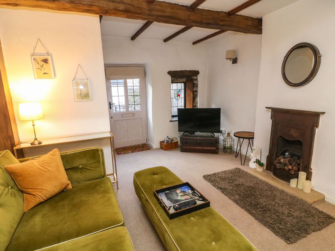 Courtyard Cottage