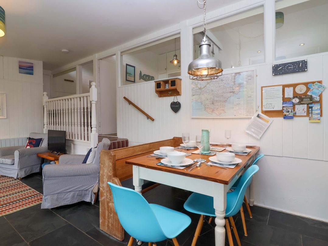 2 Brook Cottages