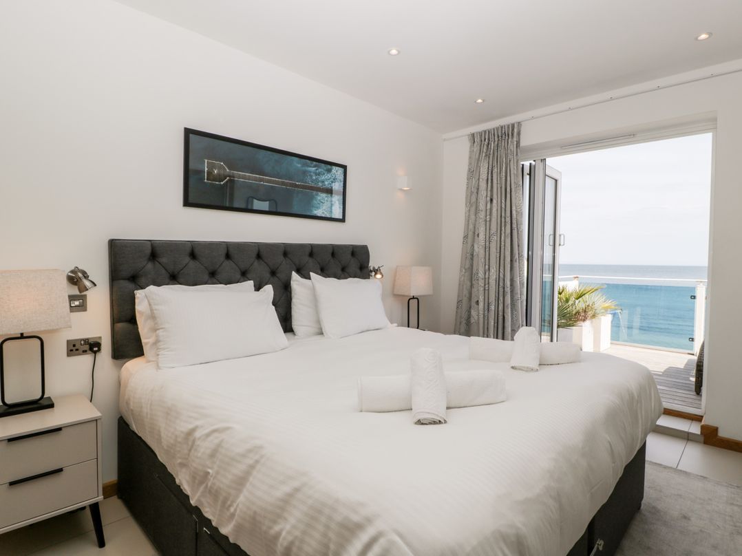 1 Ocean Bay
