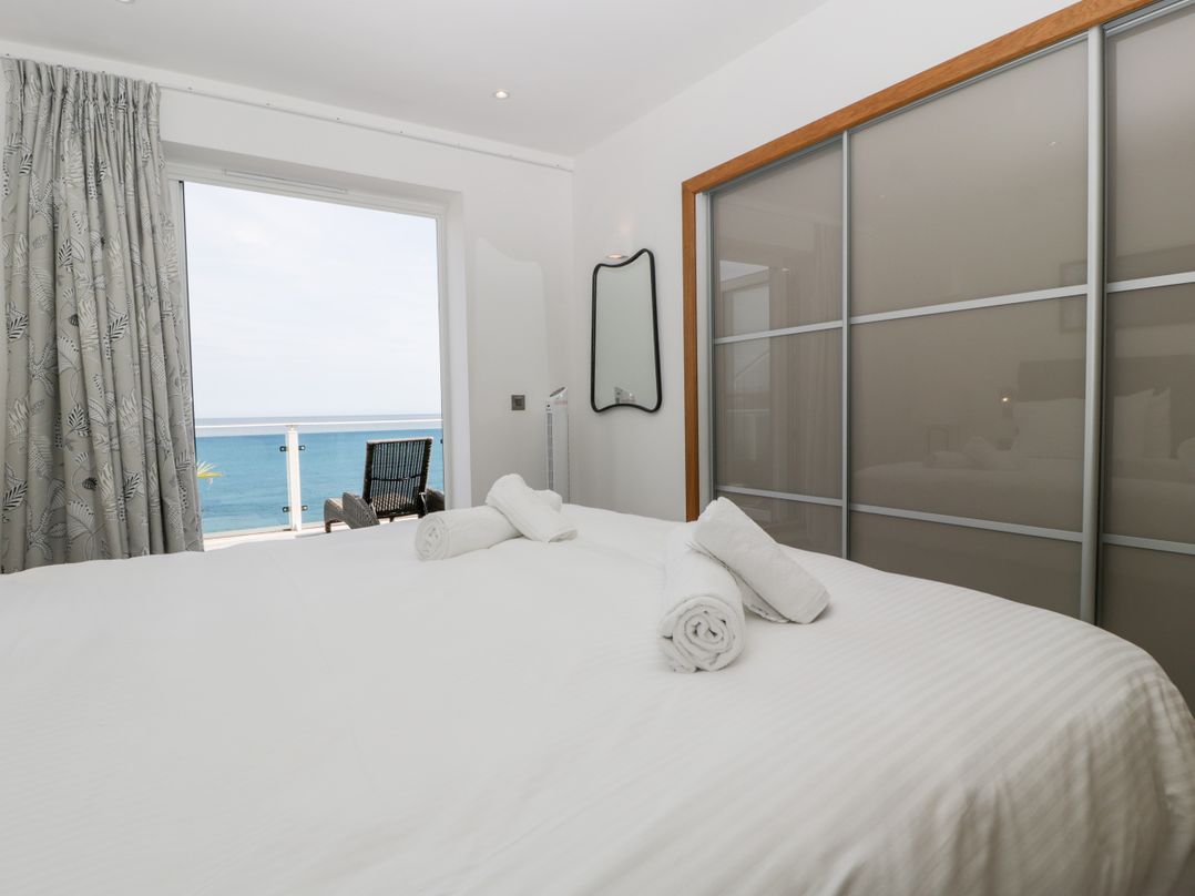 1 Ocean Bay