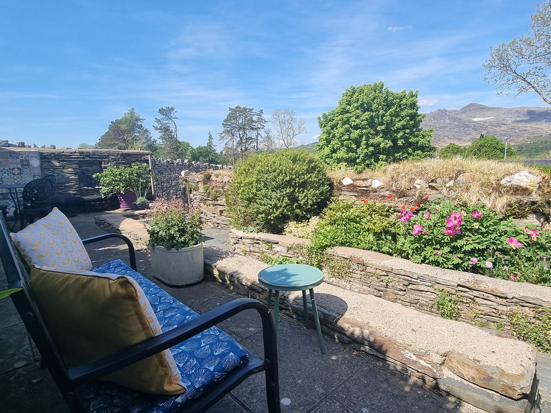 Moelwyn View Cottage