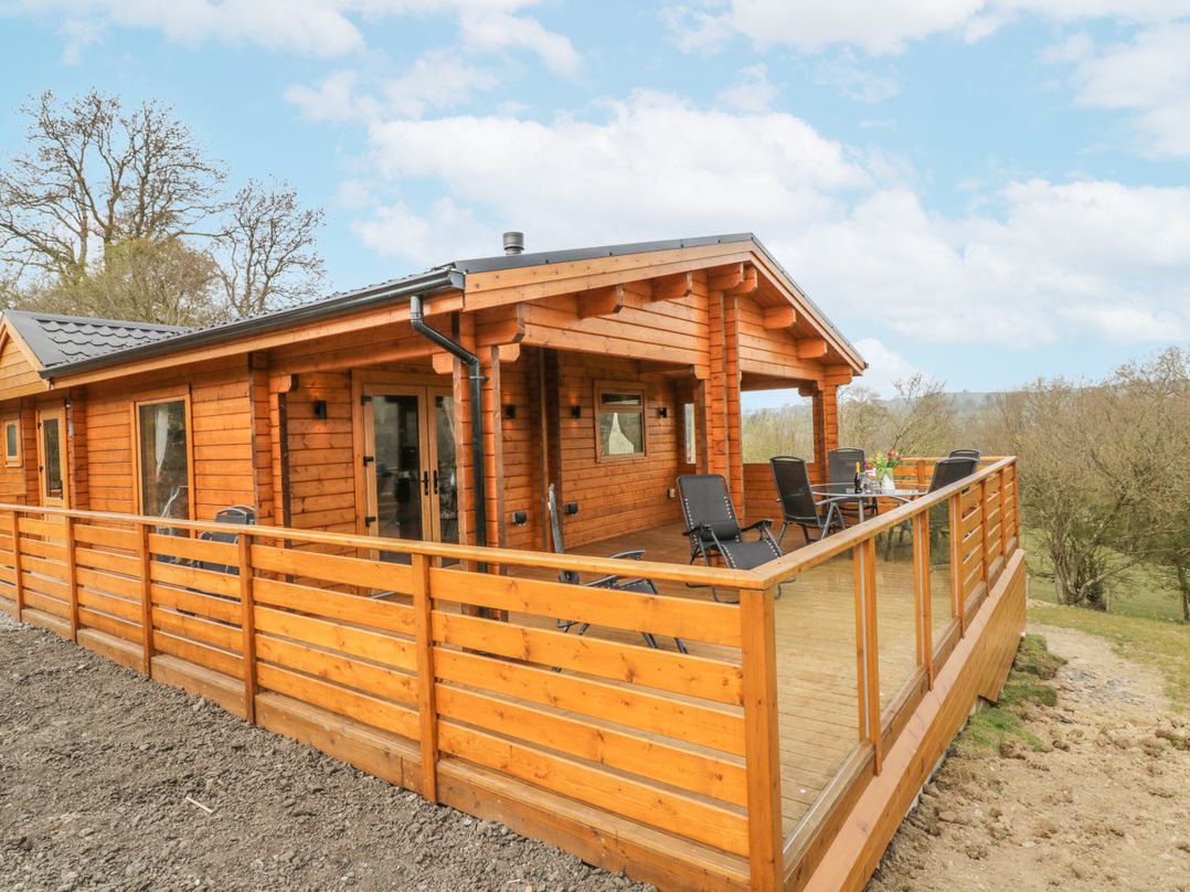Manor Farm Lodges - Red Kite Lodge