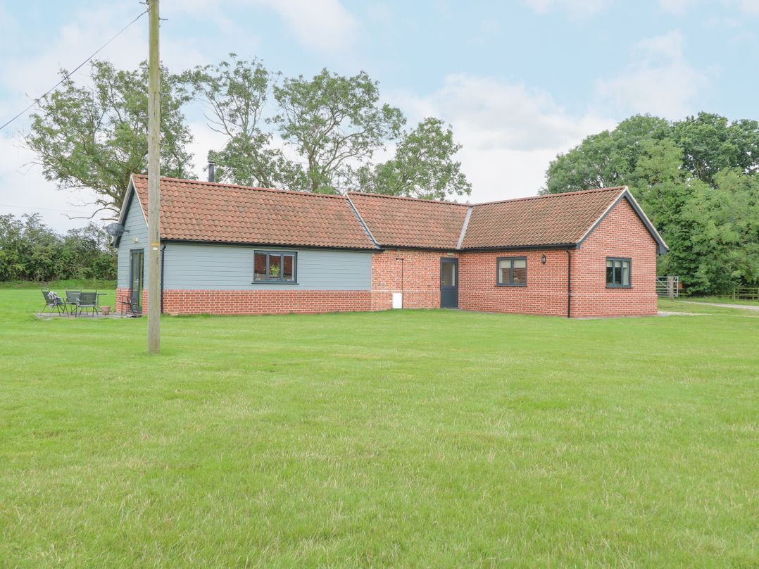 1 Stud Cottage