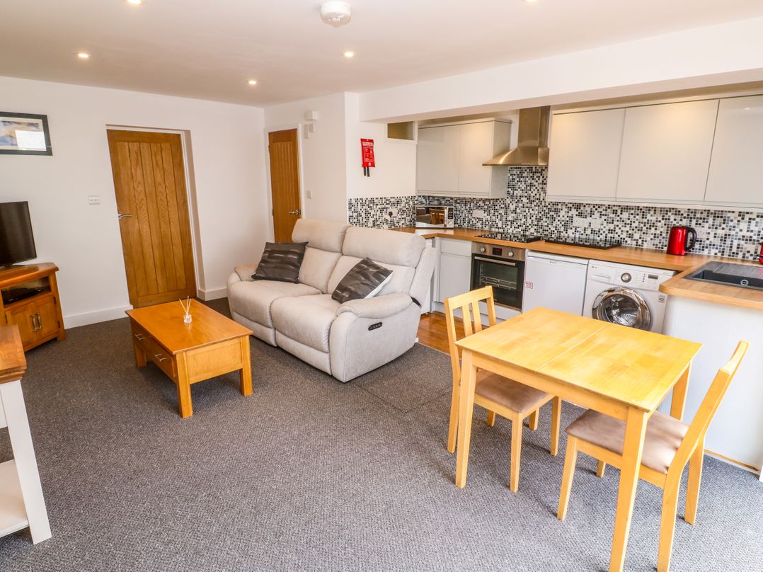 Flat 1
