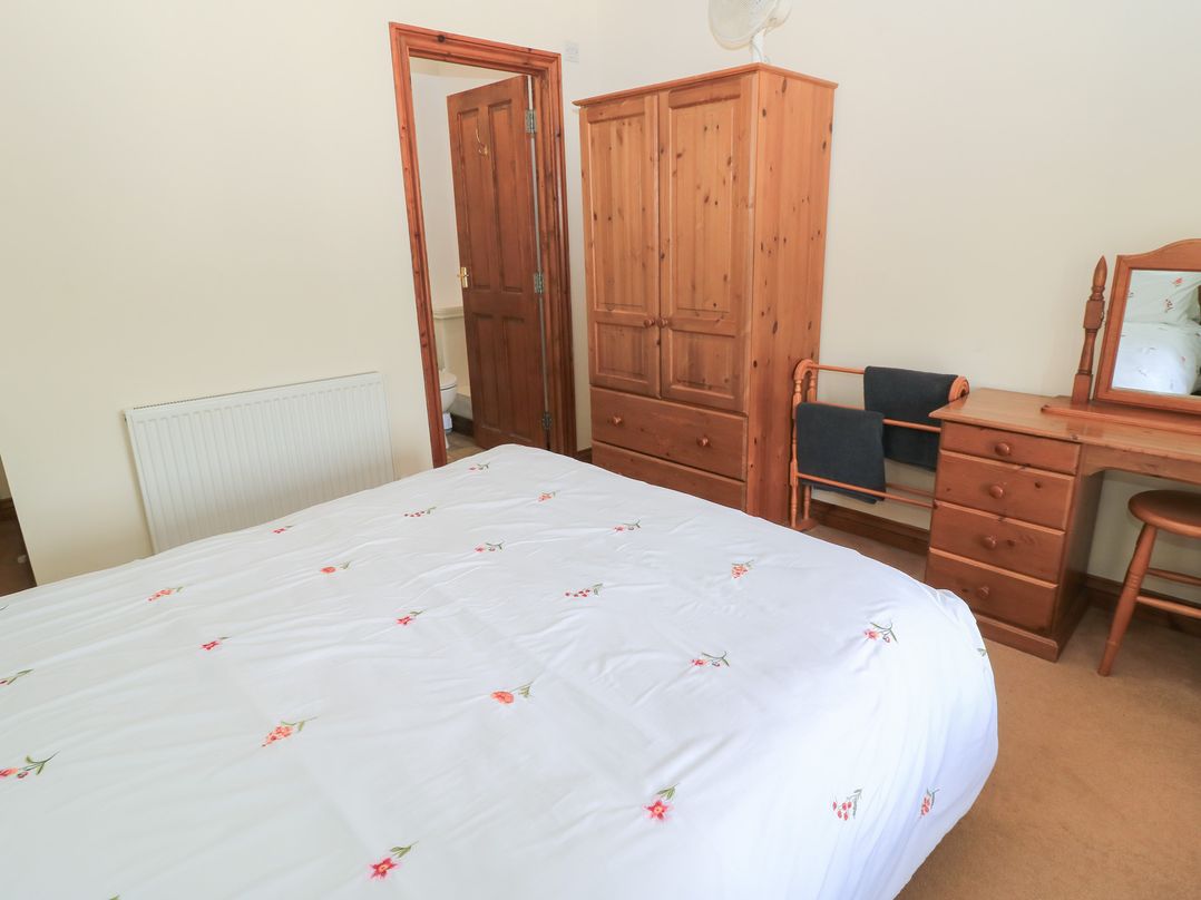 Holiday cottage in Lyneham, the Cotswolds