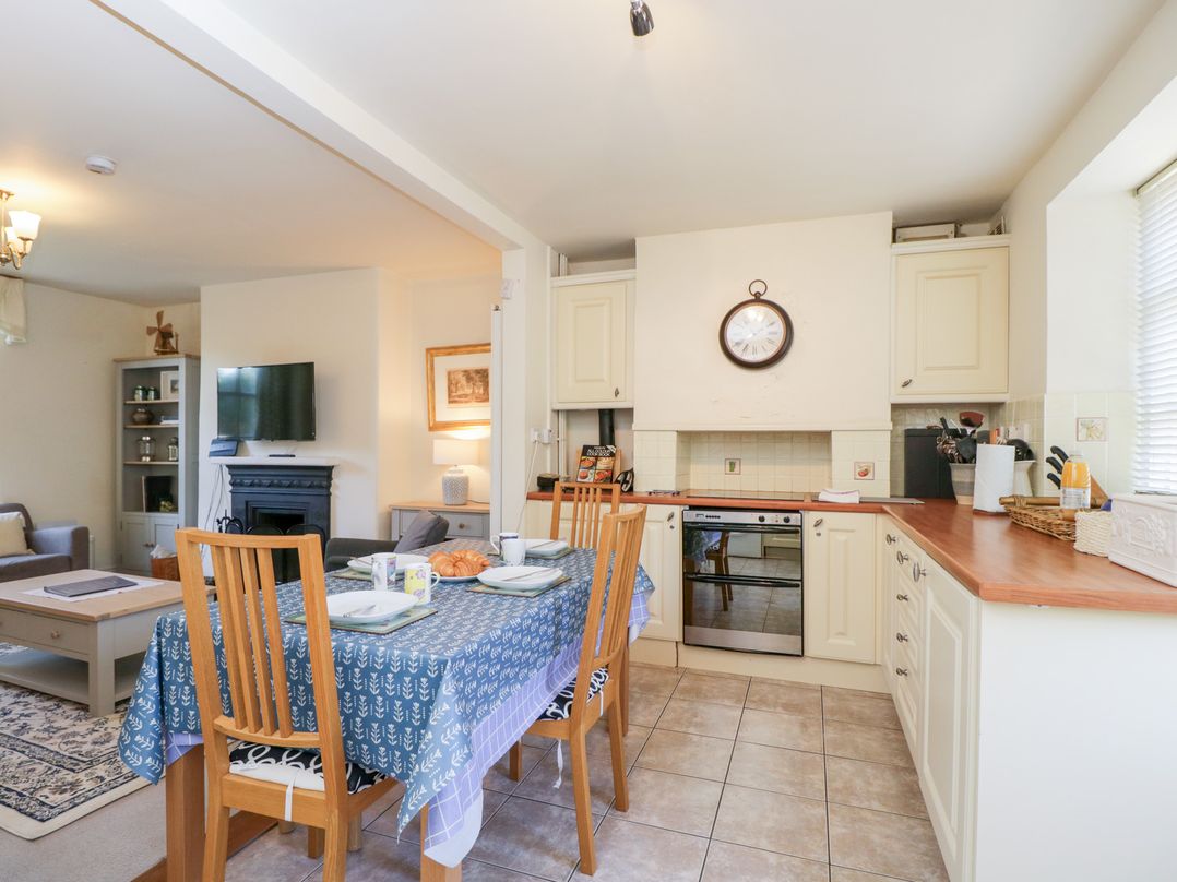 Honeysuckle Cottage