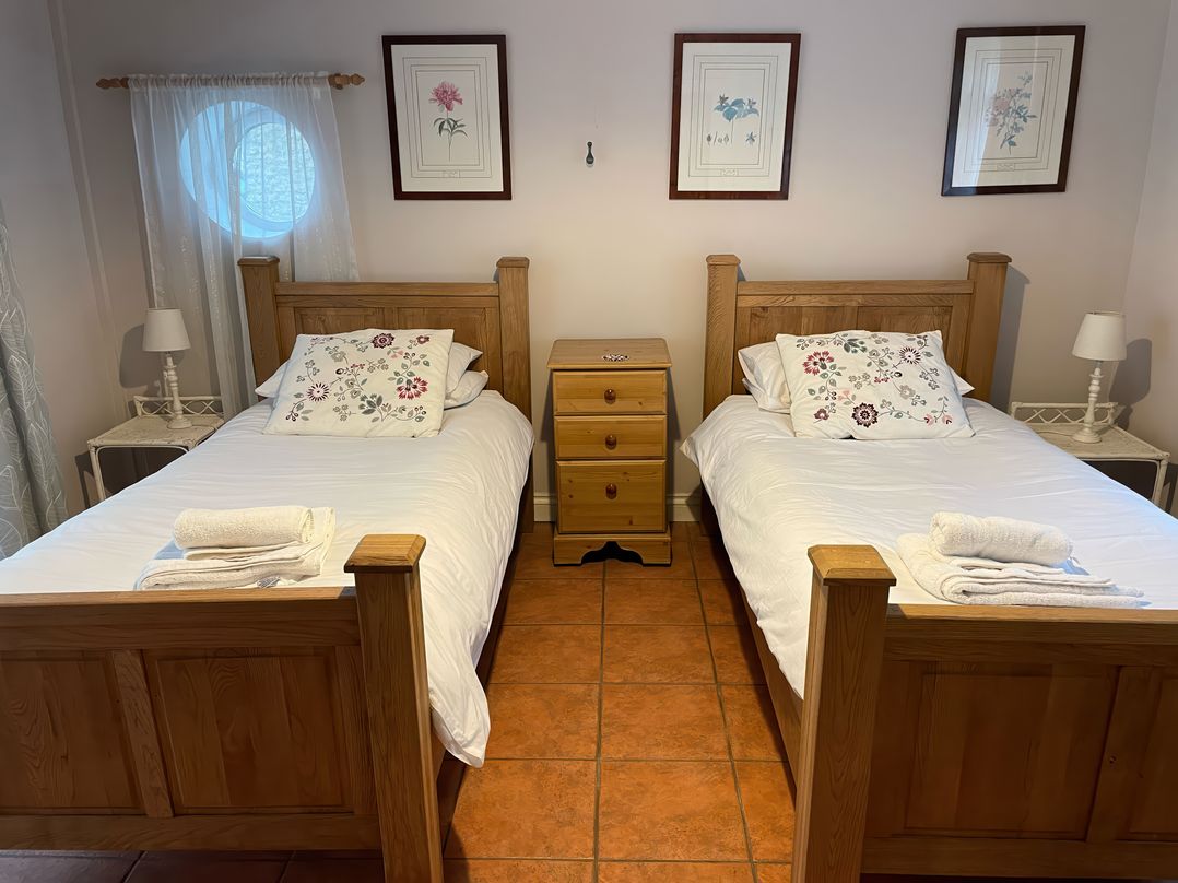 Mimosa Cottage