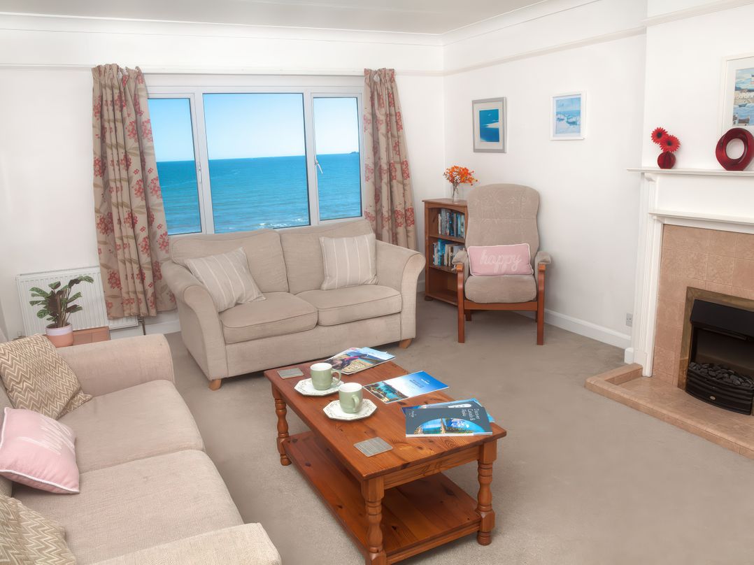 Weymouth Bay Apartment C